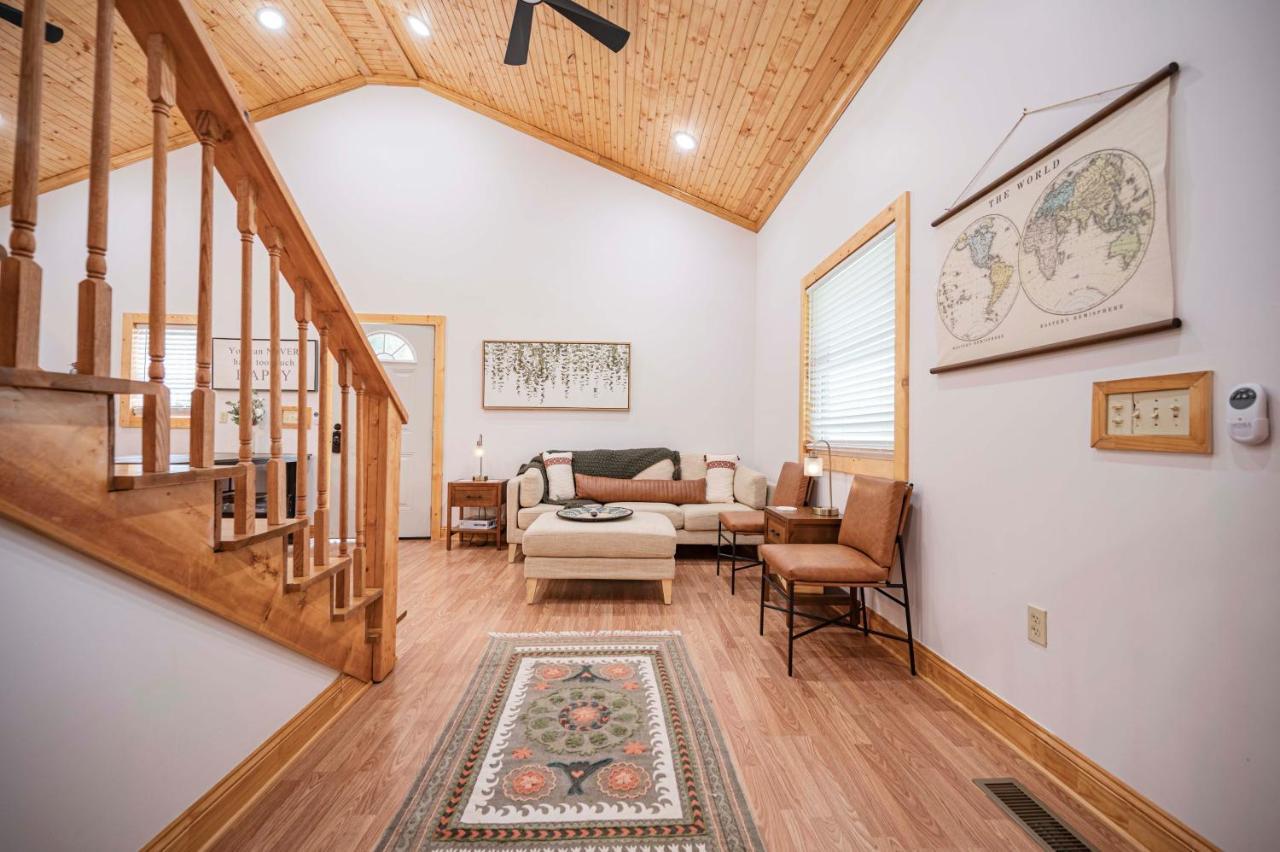 Light And Bright Cabin Close To Pates Ford Marina Smithville Экстерьер фото